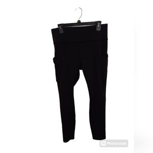 Athleta Capri Leggings with Pockets, Black, size L, GUC!